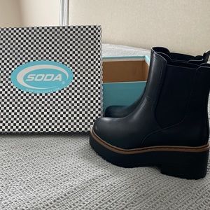 SODA boots- black. Brand New!